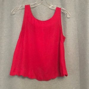 Pink button back tank